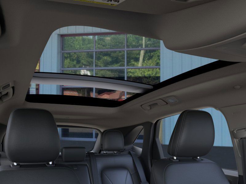 Vehicle image 13 of 23
