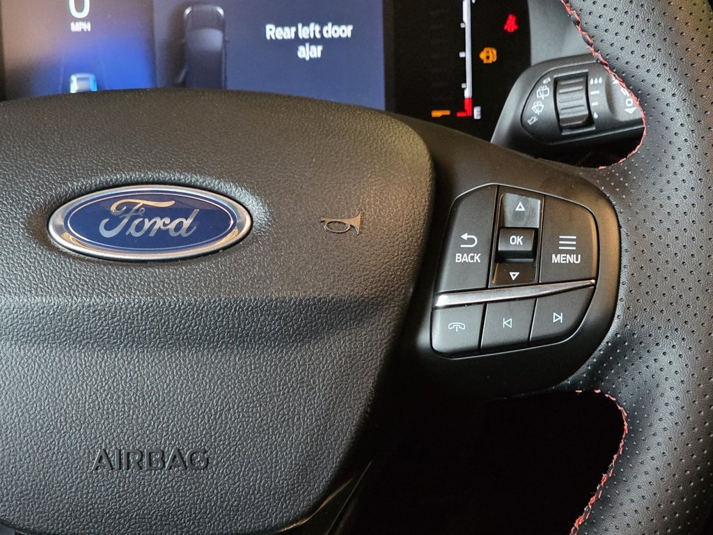 2025 Ford Escape ST-Line Image 22 of 27