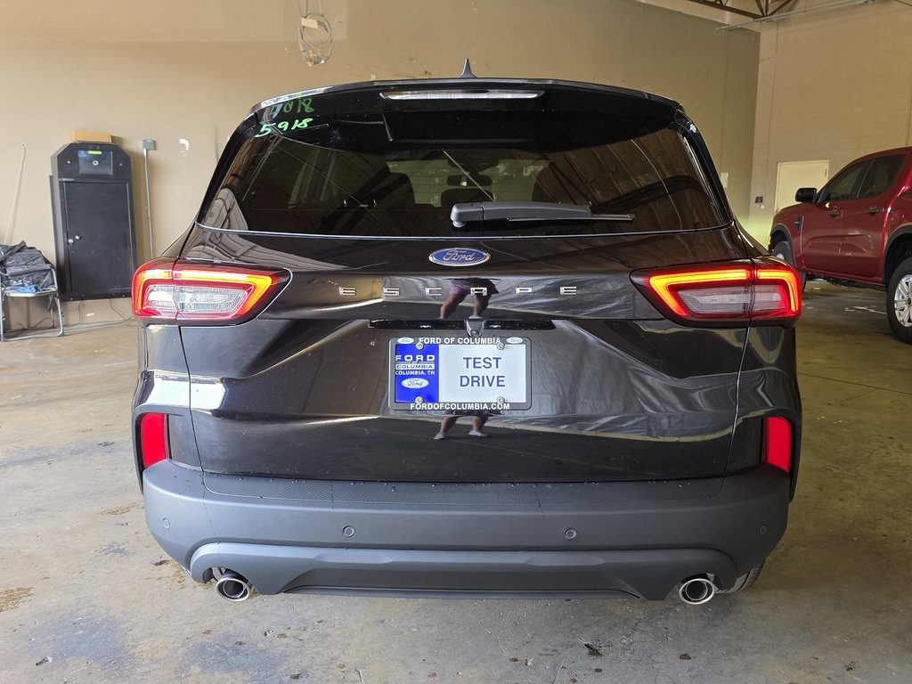 2025 Ford Escape ST-Line Image 9 of 27