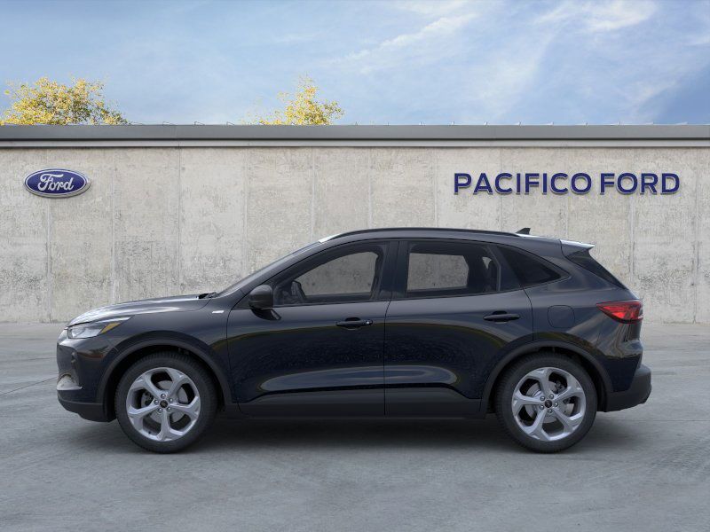 Vehicle image 2 of 25
