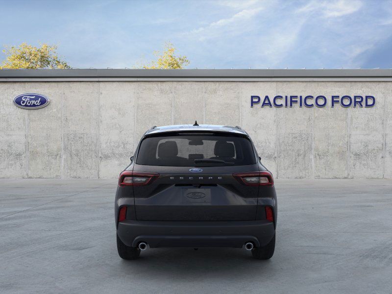 Vehicle image 5 of 25