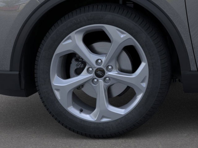 Vehicle image 19 of 23