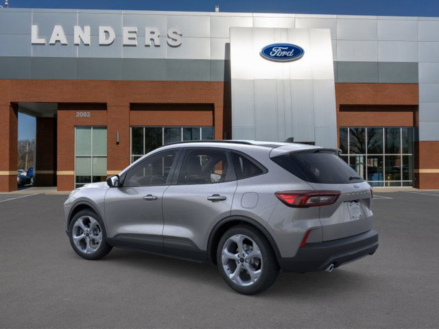 Vehicle image 7 of 23