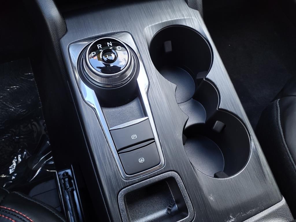 Vehicle image 15 of 20