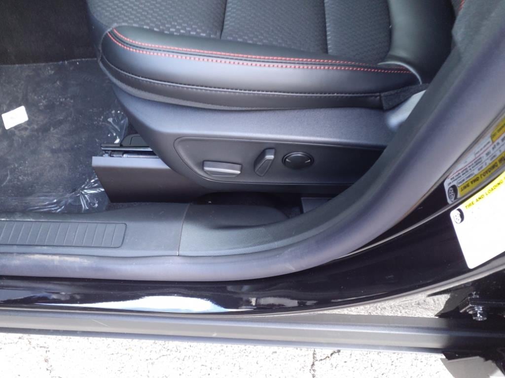 Vehicle image 7 of 20