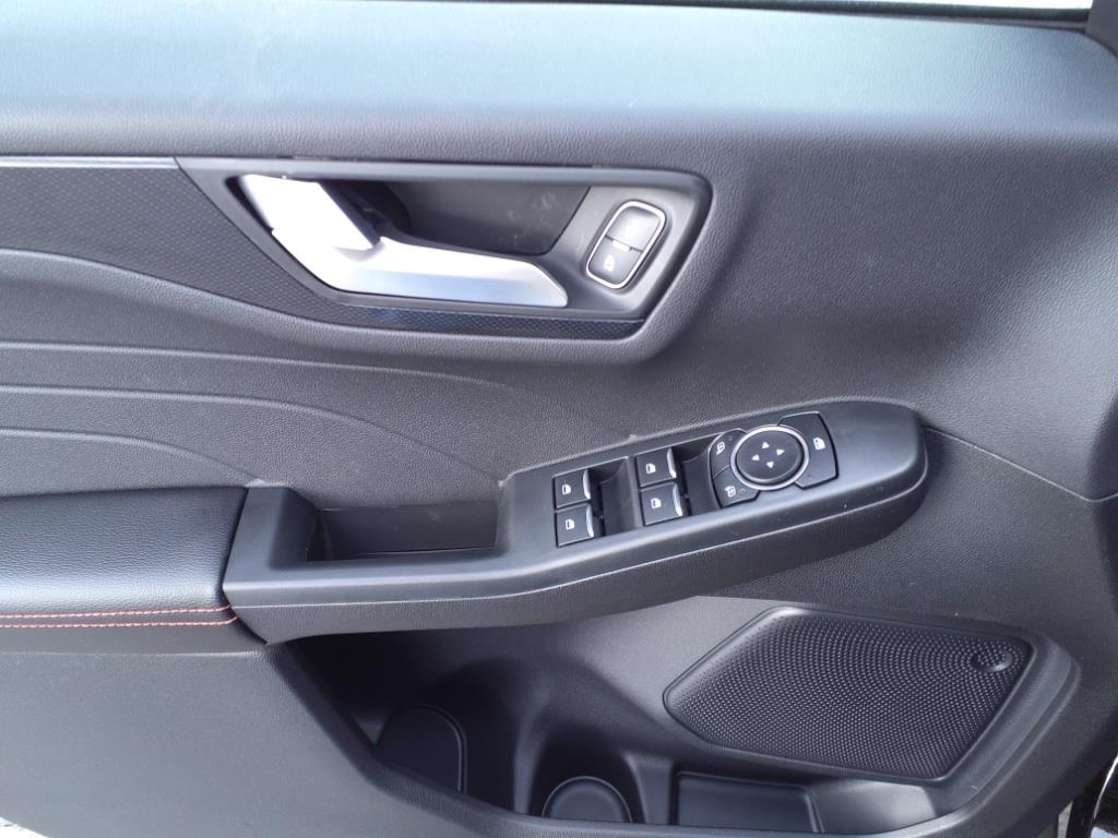 Vehicle image 5 of 20