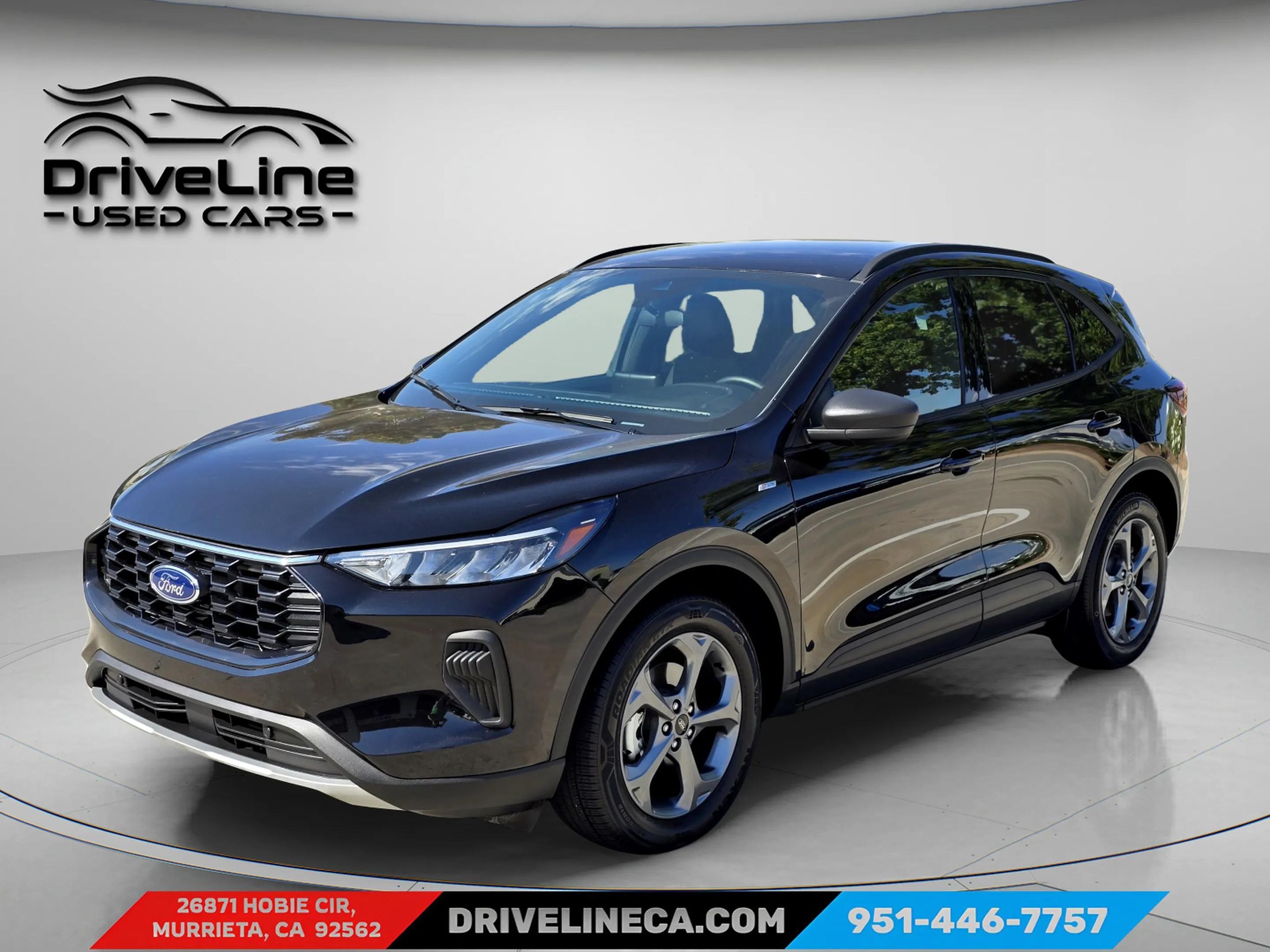 2025 Ford Escape ST-Line Image 2 of 34