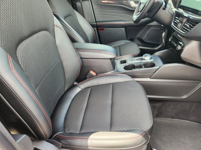 Vehicle image 9 of 21