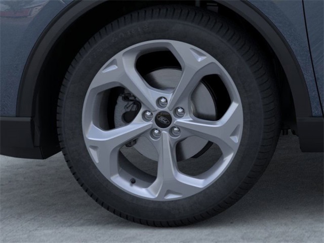 Vehicle image 19 of 23