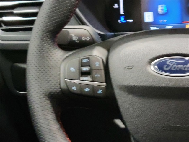 Vehicle image 28 of 34