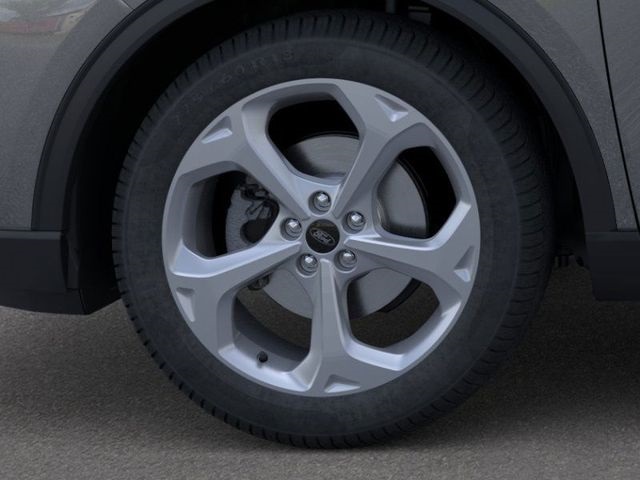 Vehicle image 19 of 23