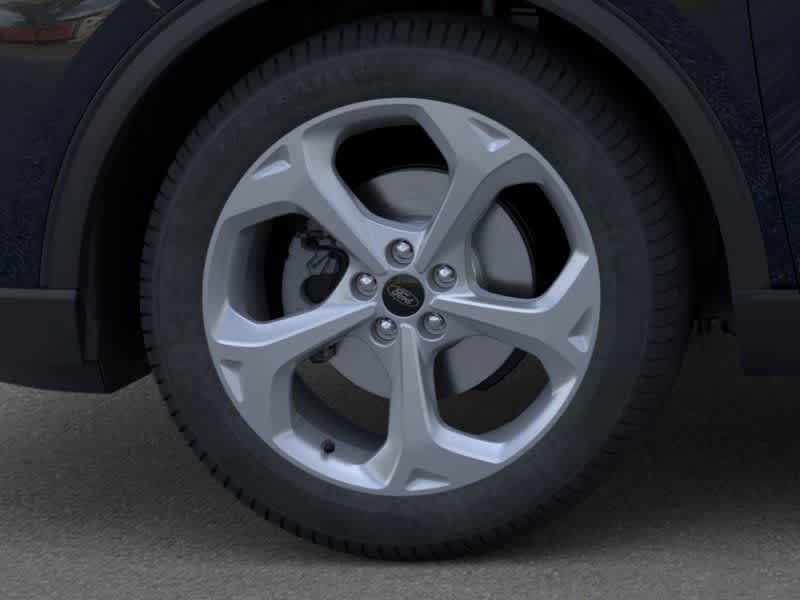 Vehicle image 19 of 23
