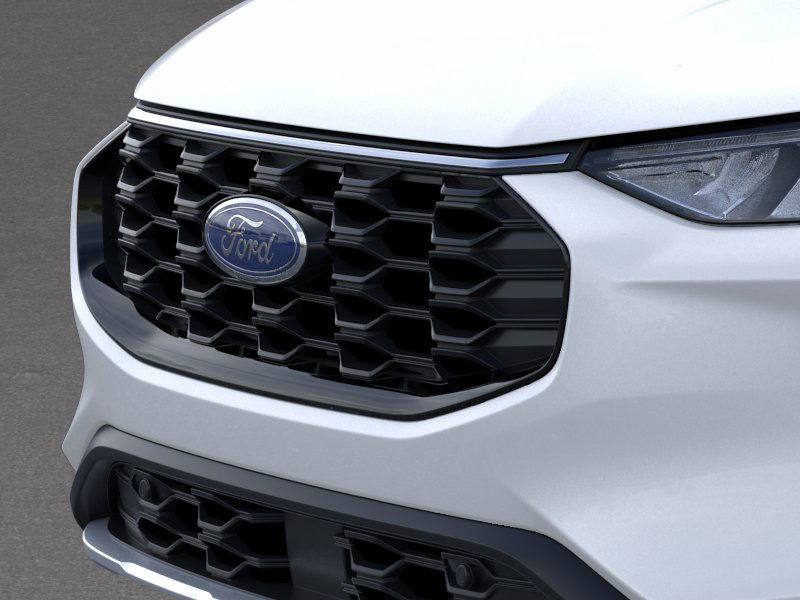 Vehicle image 17 of 23