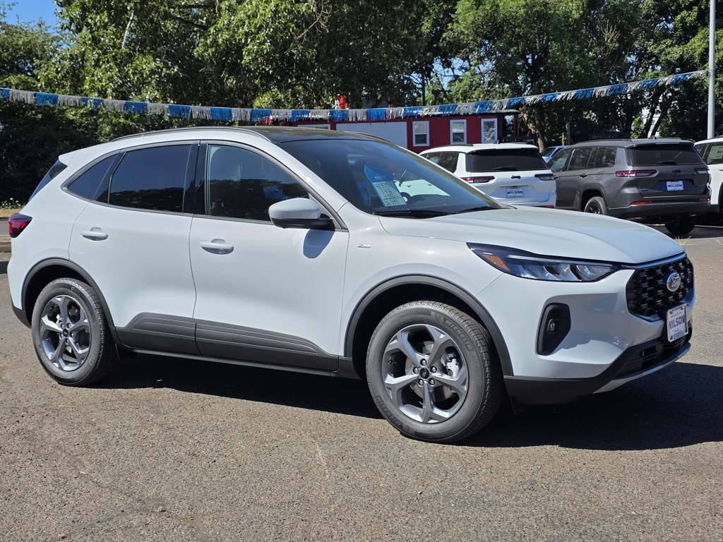 Vehicle image 5 of 35