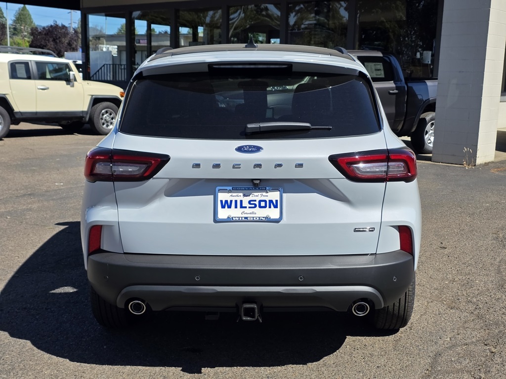 Vehicle image 10 of 35