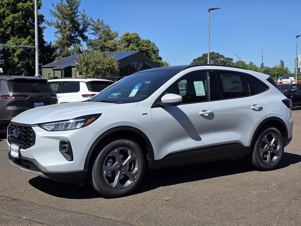 Vehicle image 2 of 35