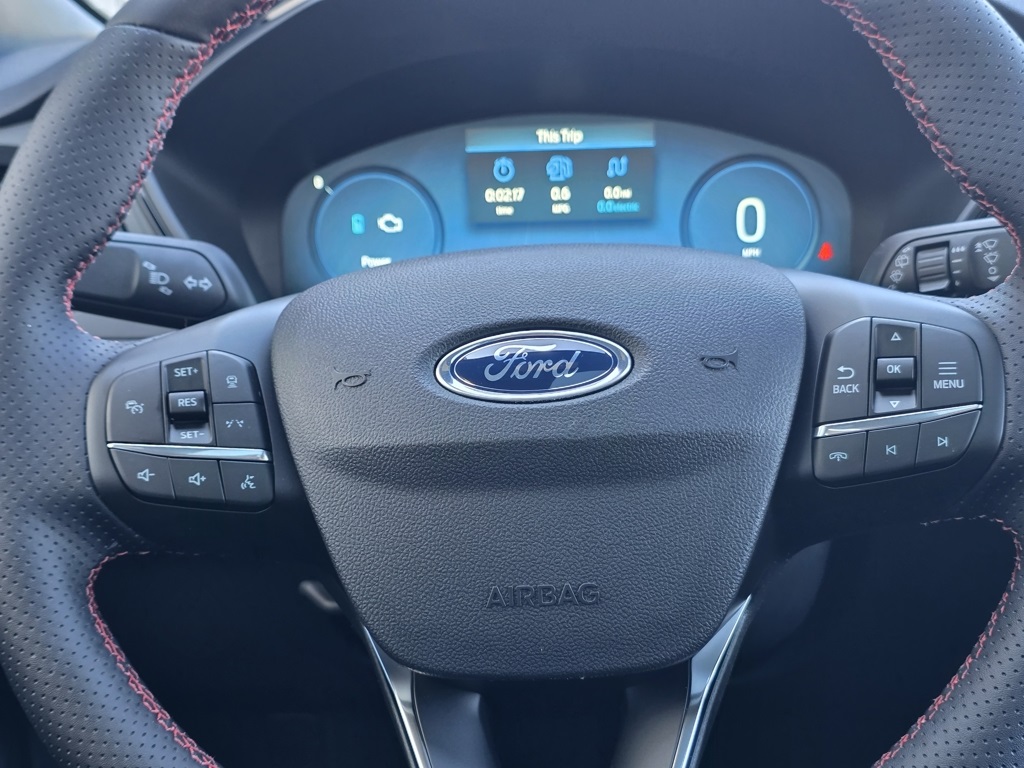 Vehicle image 24 of 35