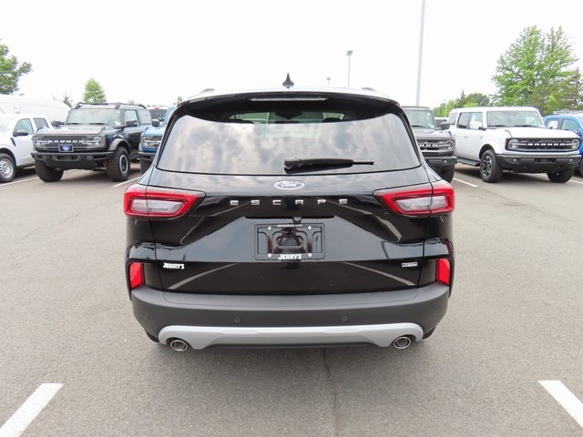 Vehicle image 6 of 25