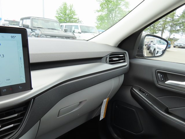 Vehicle image 12 of 25