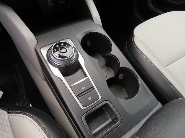 Vehicle image 15 of 25