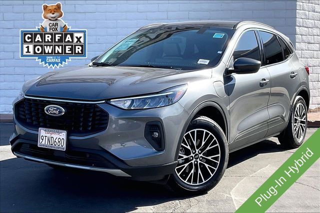 2025 Ford Escape PHEV Image 1 of 33