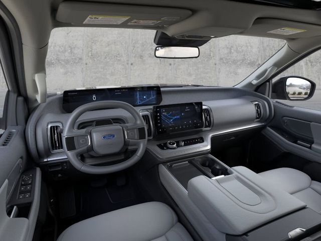 2025 Ford Expedition Active Image 13 of 23