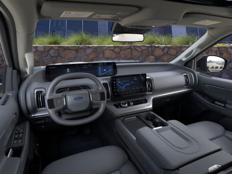 2025 Ford Expedition Active Image 13 of 23