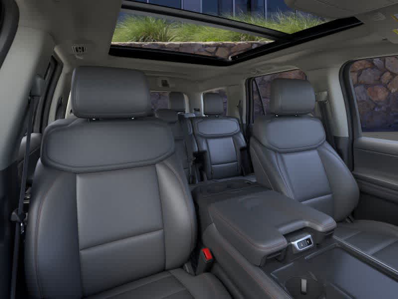 2025 Ford Expedition Active Image 11 of 23