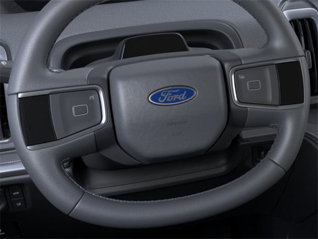 2025 Ford Expedition Active Image 16 of 23