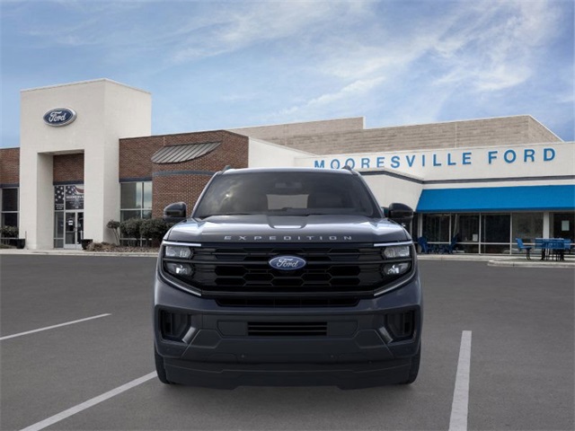 2025 Ford Expedition Active Image 3 of 23