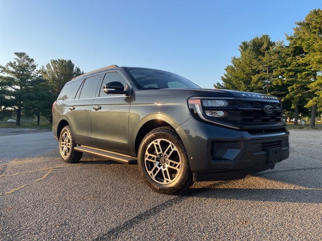 2025 Ford Expedition Active Image 4 of 77