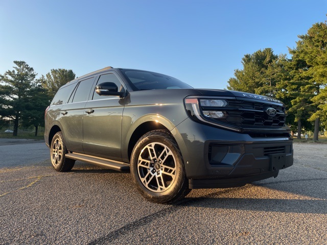 2025 Ford Expedition Active Image 12 of 77