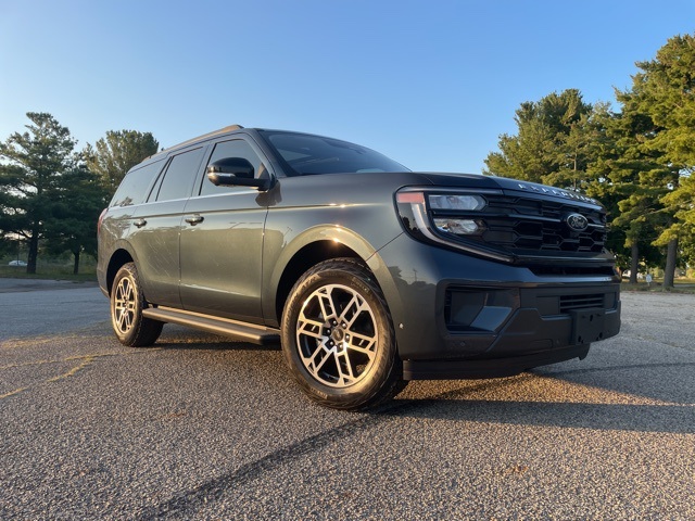 2025 Ford Expedition Active Image 15 of 77