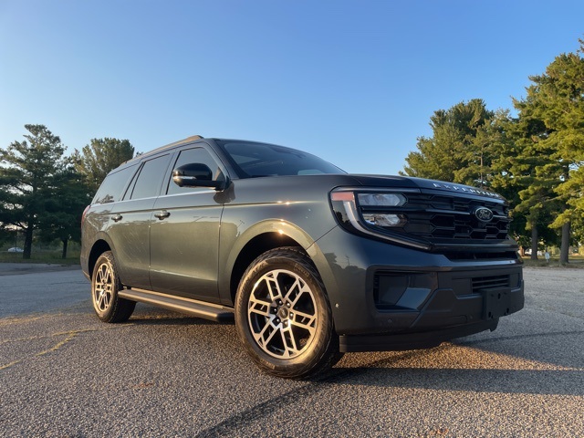 2025 Ford Expedition Active Image 14 of 77