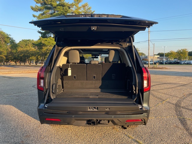 2025 Ford Expedition Active Image 28 of 77