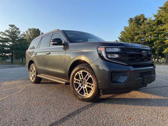 2025 Ford Expedition Active Image 5 of 77