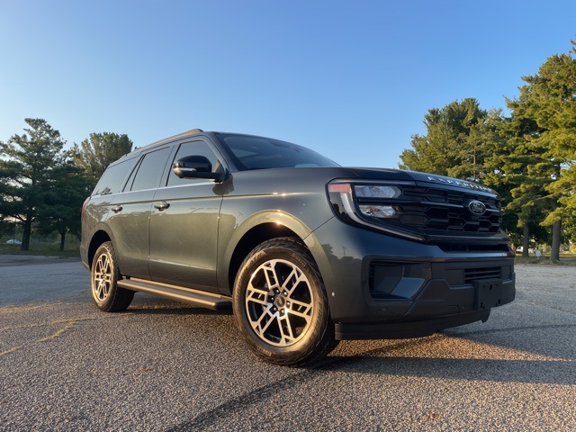 2025 Ford Expedition Active Image 17 of 77