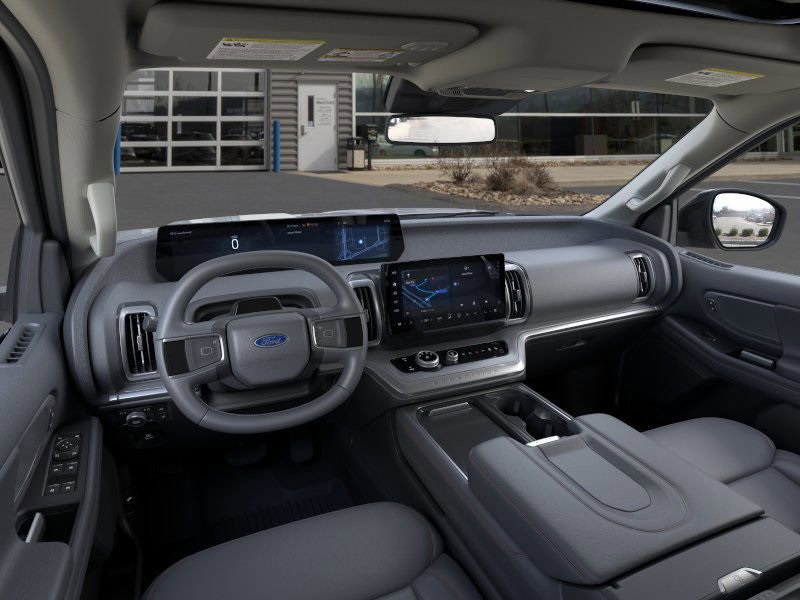 2025 Ford Expedition Active Image 13 of 23