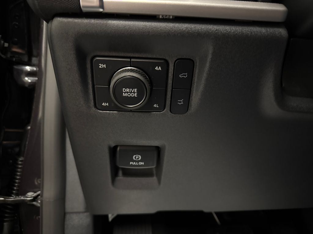 2025 Ford Expedition Active Image 27 of 27