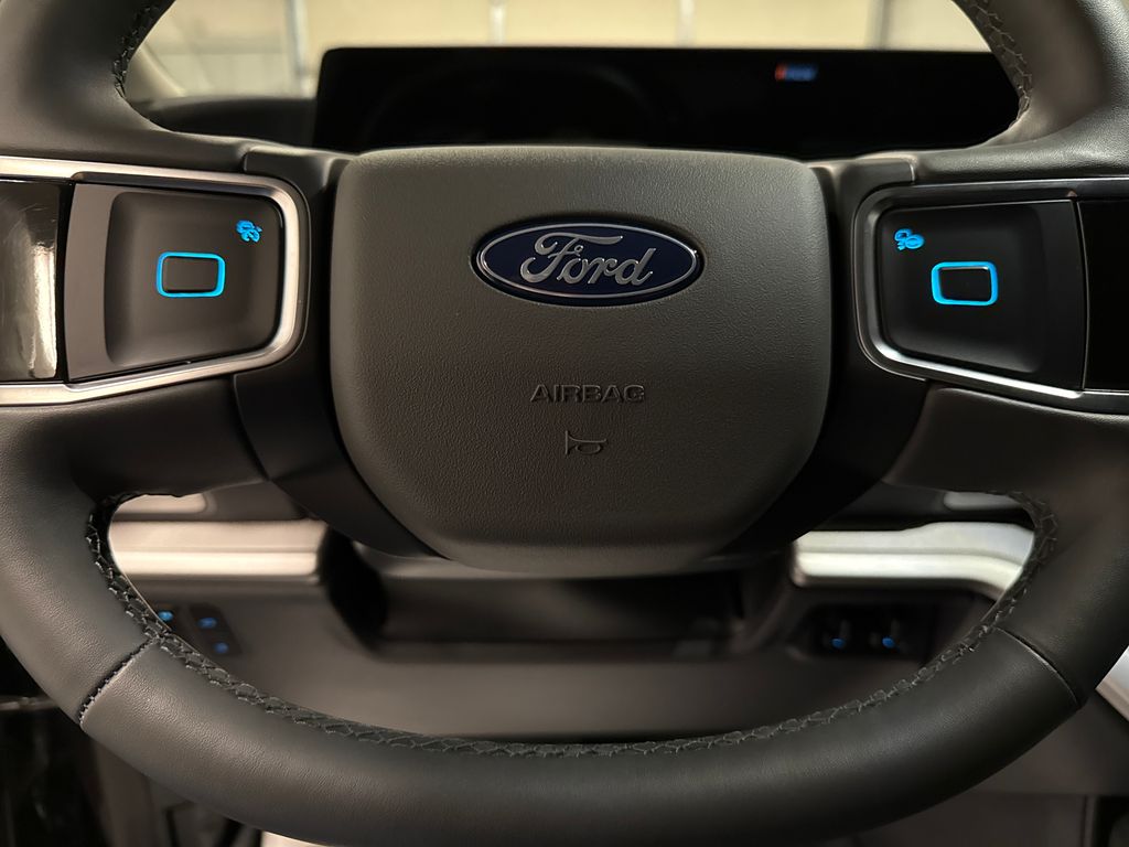 2025 Ford Expedition Active Image 20 of 27