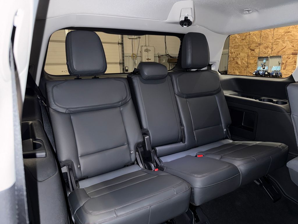 2025 Ford Expedition Active Image 14 of 27