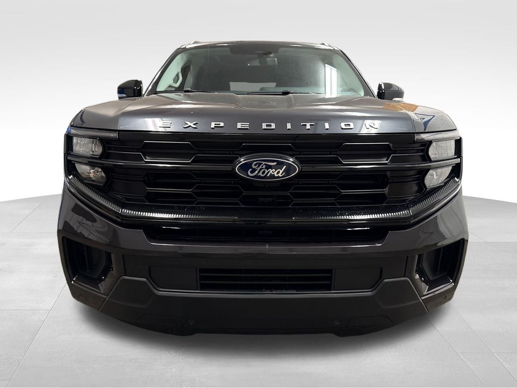 2025 Ford Expedition Active Image 2 of 27