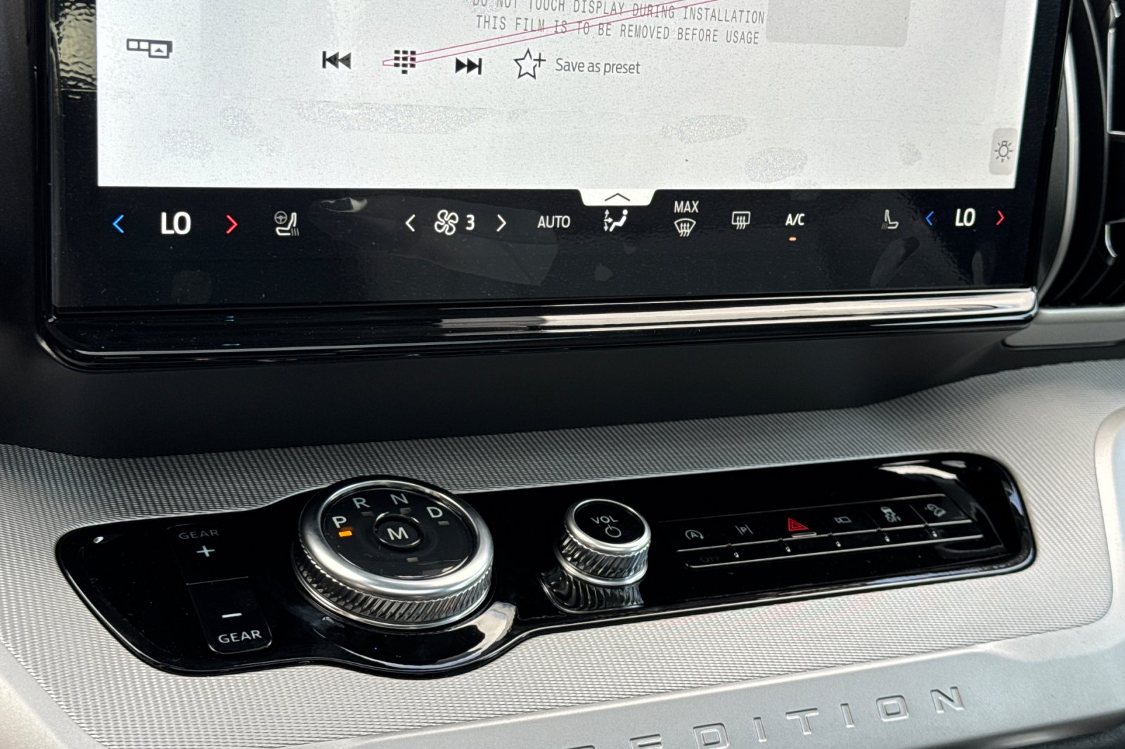 2025 Ford Expedition Active Image 18 of 26