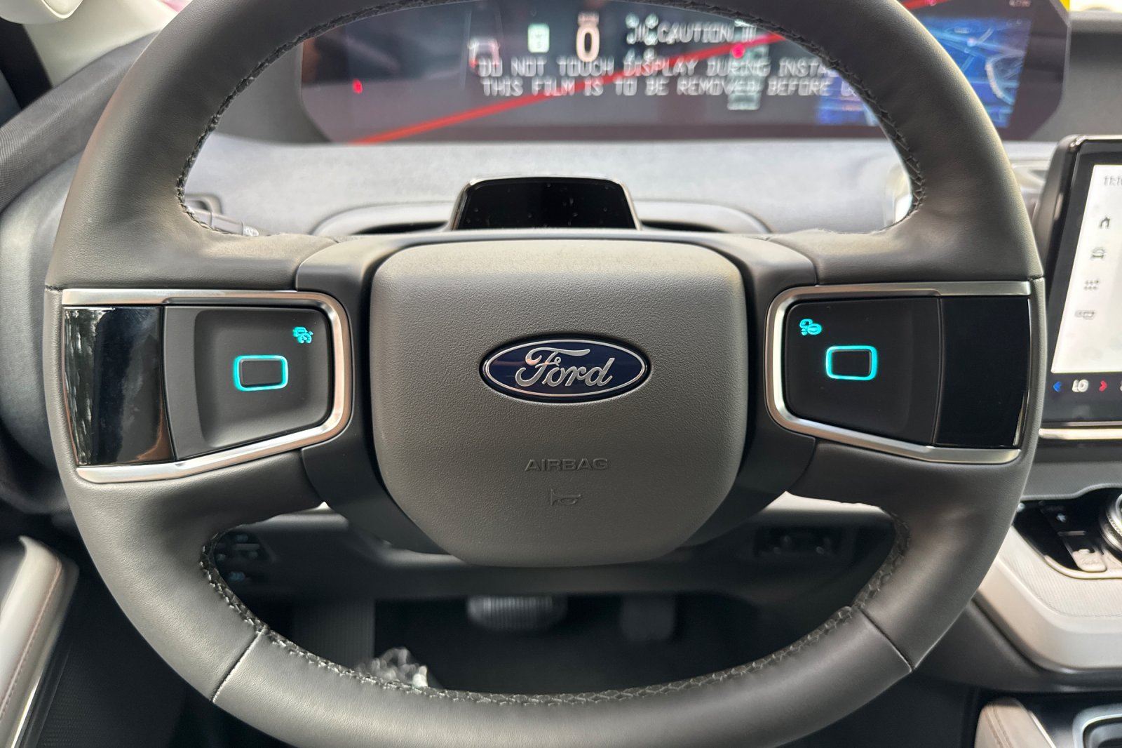 2025 Ford Expedition Active Image 13 of 26