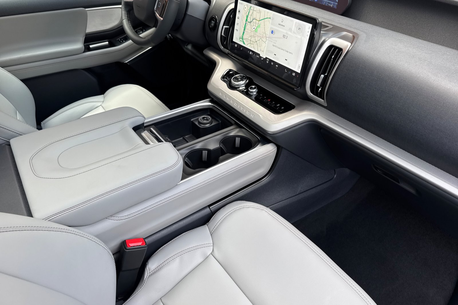 2025 Ford Expedition Active Image 19 of 26