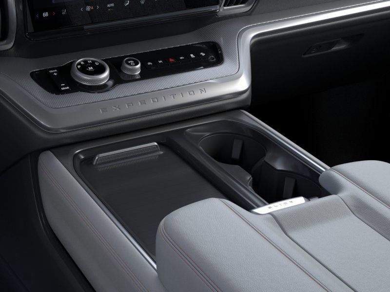 2025 Ford Expedition Active Image 21 of 41