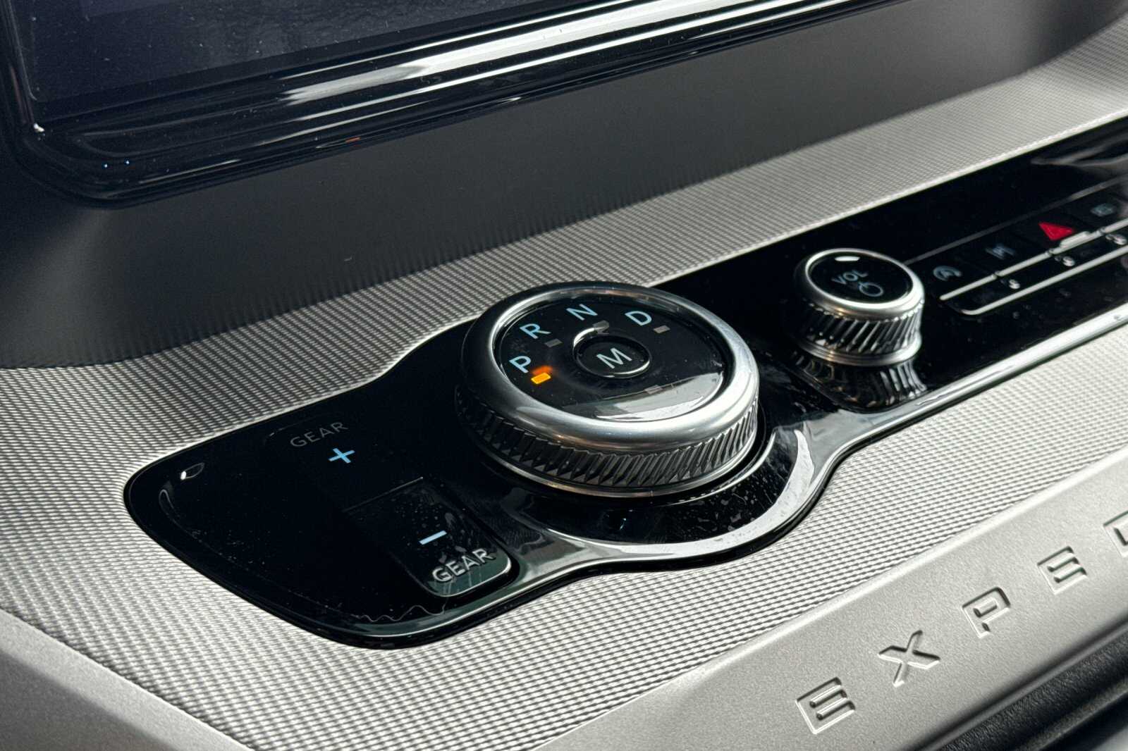 2025 Ford Expedition Active Image 20 of 26