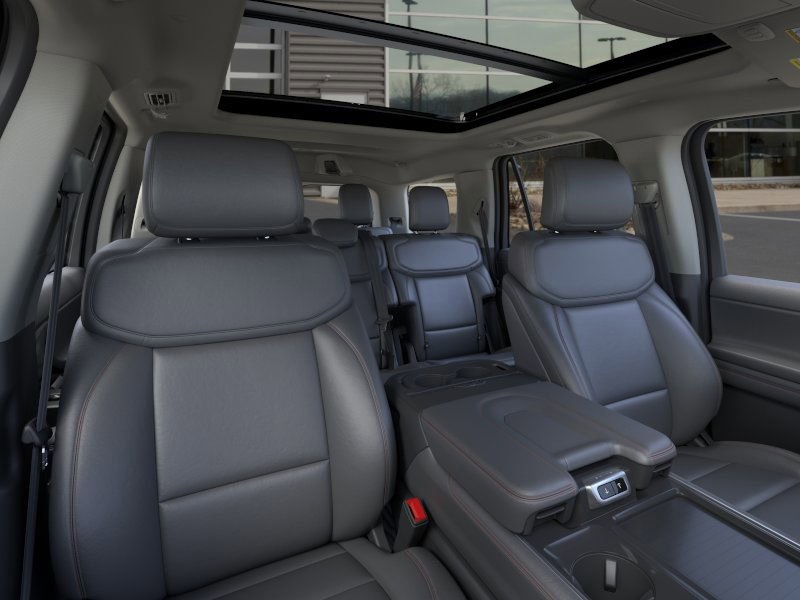 2025 Ford Expedition Active Image 10 of 23