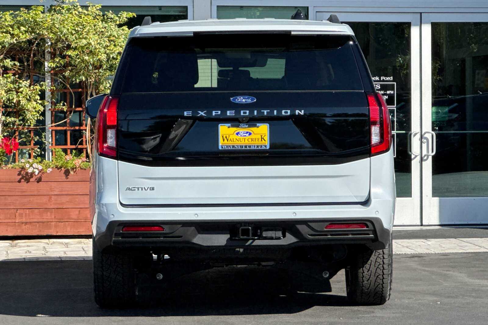 2025 Ford Expedition Active Image 6 of 26