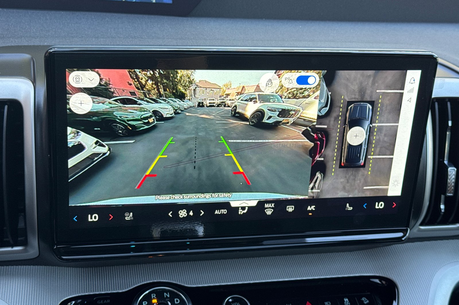 2025 Ford Expedition Active Image 16 of 26